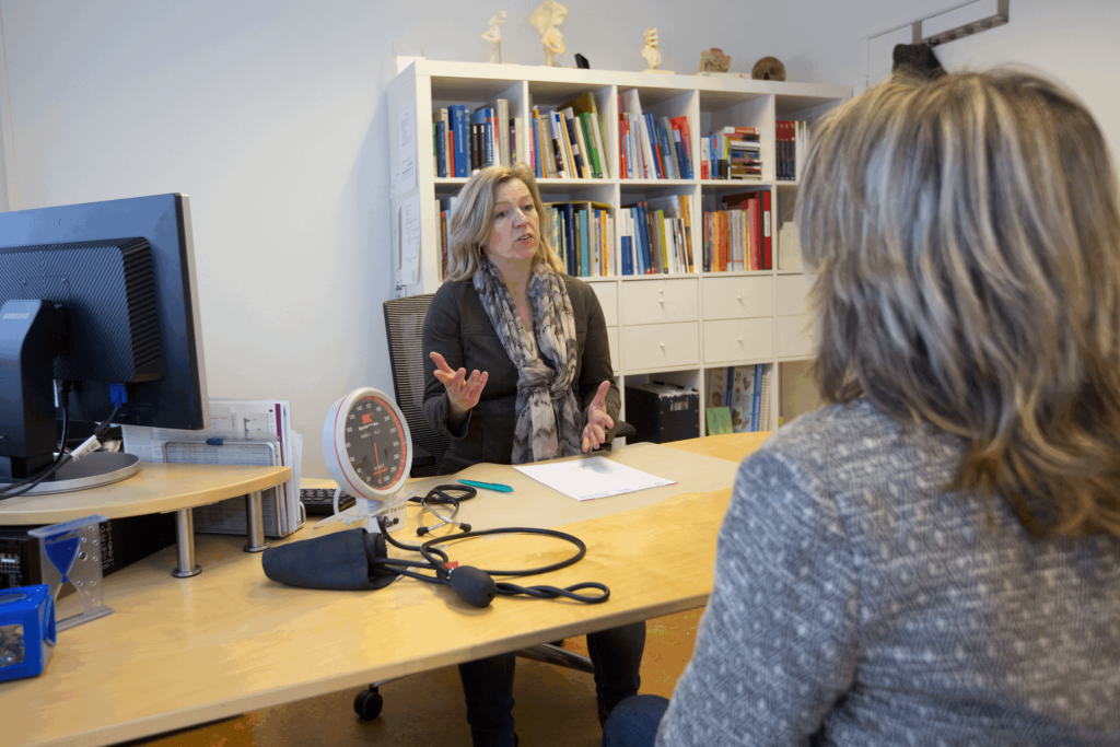 Handreiking verlicht druk op zorg met taakherschikking